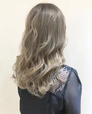 ロング カラー ヘアアレンジ 店長/ 加藤 流菜のヘアスタイル