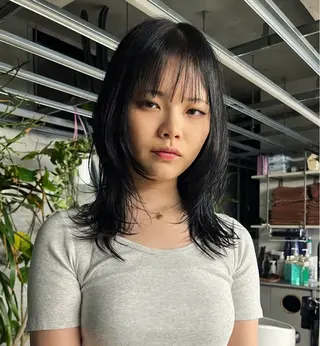 ミディアム カラー ハッシュカット カシマハヤトのヘアスタイル