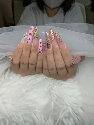 ネイル Queen Nail 柏店　クイーンネイルのネイルデザイン