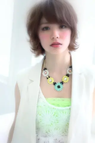 ショート Lyrae~リラエ~所属・上原 聡良(akira)のヘアスタイル