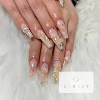 ネイル ❤️💛🩵京橋 痛ネイル⭐️3Dのネイルデザイン