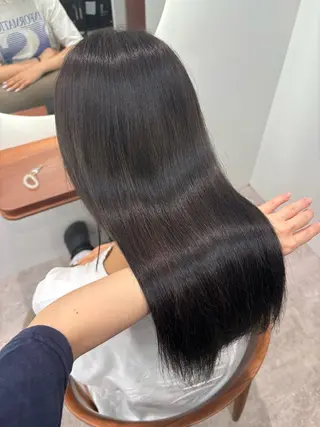 ロング 🎨立川ブリーチ/ moc🍀shuriのヘアスタイル