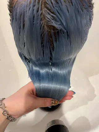 カラー LUXIEL所属・LUXIEL みづきのヘアスタイル