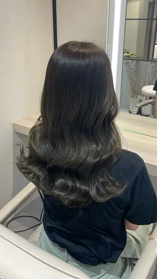 セミロング MIMA / 名駅/グレージュのヘアスタイル