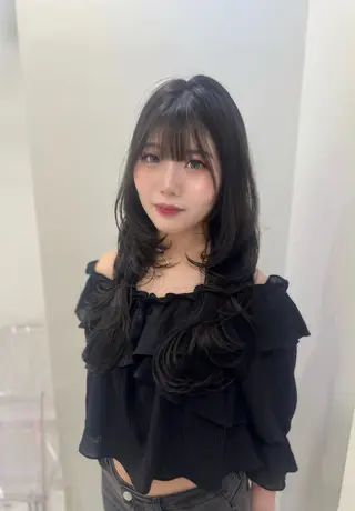 ロング カラー ヘアアレンジ 韓国レイヤーカット /韓国トレンドカラーのヘアスタイル