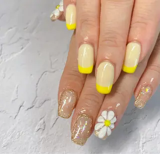 ネイル celica所属・松田 由真のネイルデザイン