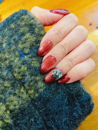 ネイル NAIL Salon IP所属・長谷川 奈緒美のネイルデザイン