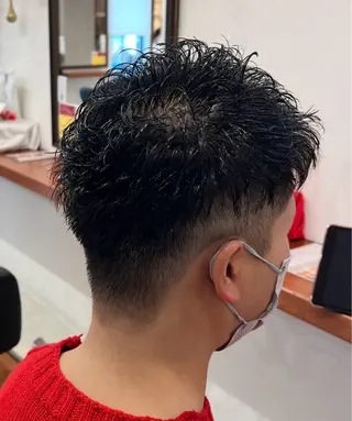 パーマ メンズ カワクボ ハルキのヘアスタイル