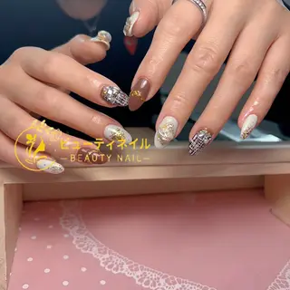 ネイル Moonstone Salon所属・Moonstone Salonのネイルデザイン