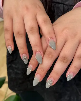 ネイル Nes.Nail所属・Miyagi Asamiのネイルデザイン