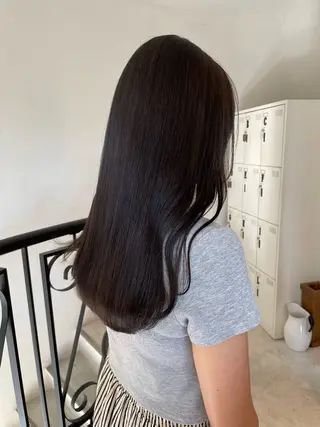 セミロング カラー FERIA桃山台🍑 𝕄𝕖𝕘𝕦のヘアスタイル