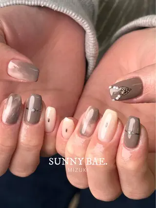 ネイル SUNNY BAE. 🌼MIZUKIのネイルデザイン