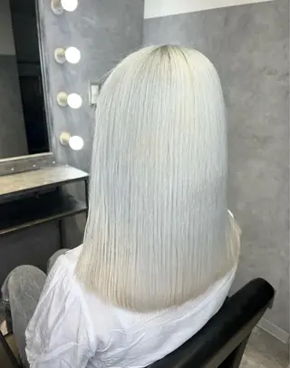 セミロング カラー mimiiy梅田 中崎町ハイトーンのヘアスタイル