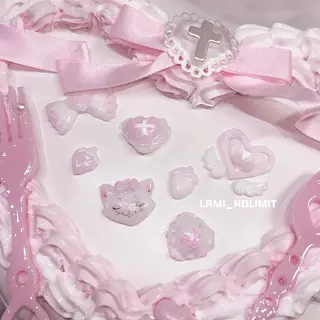 ネイル NOLIMIT.OSAKA所属・NOLIMIT LAMIのネイルデザイン