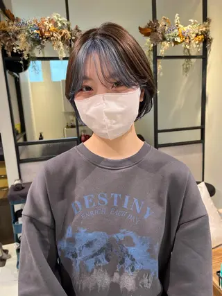 ショート カラー moa by clips所属・レイヤー/お顔まわり 暖色カラー🍑Amiのヘアスタイル