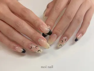 ネイル moi nail ˙⋆.˚のネイルデザイン