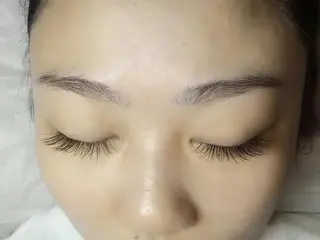 ショート FLサロン所属・吉野 玲のマツエク・マツパデザイン