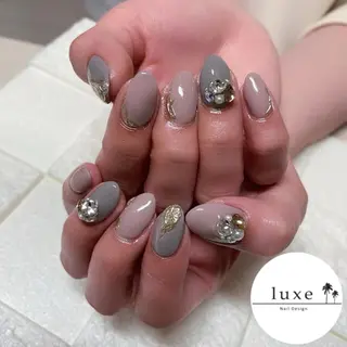 ネイル luxe NailDesignのネイルデザイン