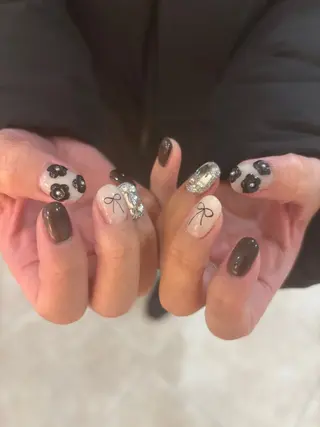 ネイル 栗田 ゆう子のネイルデザイン