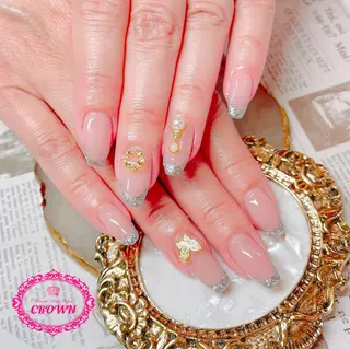 ネイル CROWN プライベートサロンのネイルデザイン