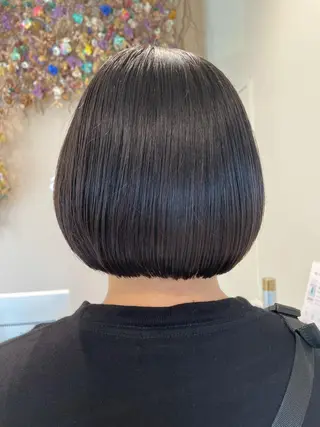 ショート ボブ/インナーカラー /眉毛/Miyuのヘアスタイル