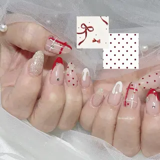 ネイル 𝓇𝒶𝓃𝒶𝓃 𝓃𝒶𝒾𝓁のネイルデザイン