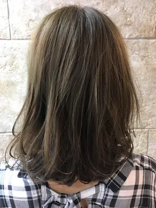 ミディアム カラー 斉藤 貴也のヘアスタイル