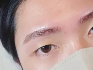 メンズ アイブロウ NAZ eyelash&eyebrow by medical salon所属・NAZ 表参道 Tomokoのマツエク・マツパデザイン