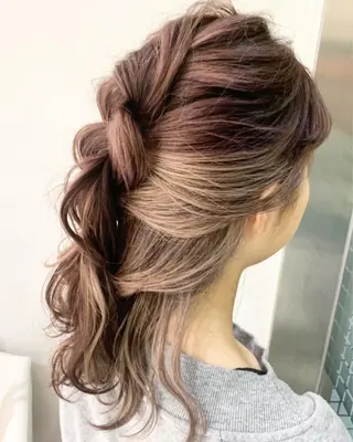 セミロング カラー N° jillva ♦️川端裕司♦️のヘアスタイル