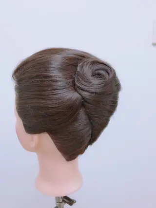 セミロング Delight ヘアメイク着付けのヘアスタイル
