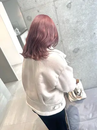 ミディアム カラー 染谷 遥花のヘアスタイル