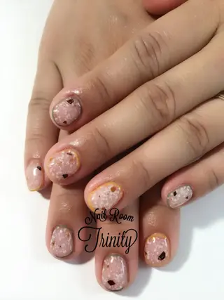 ネイル Trinity staffのネイルデザイン