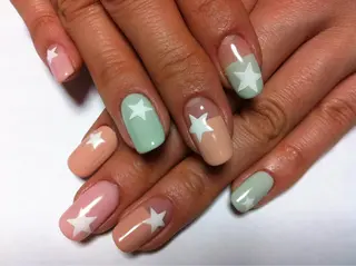 ネイル atelier chic+所属・atelier chic+のネイルデザイン