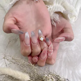 ネイル 🦋ネイルサロン ブラン🌈ゆりのネイルデザイン