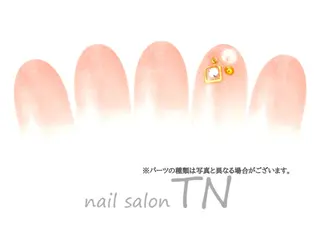 ネイル 横岩 夕依のネイルデザイン