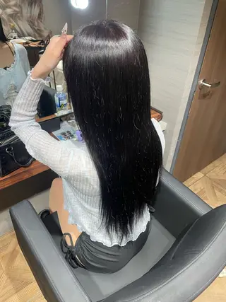 セミロング カラー 𝙃𝘼𝙍𝙐🎀 韓国×エクステのヘアスタイル