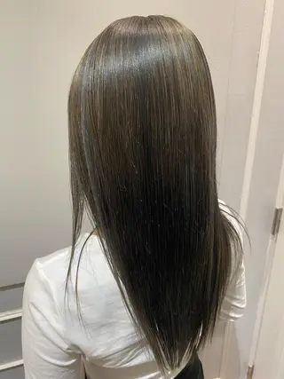 ロング mira share salon所属・ブリーチカラー🐼 sayukiのヘアスタイル