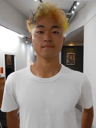 ショート カラー メンズ グランジヘア 無造作ヘアHYUGAのヘアスタイル