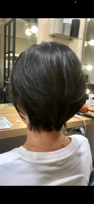 ショート 伊藤 鳳雅のヘアスタイル