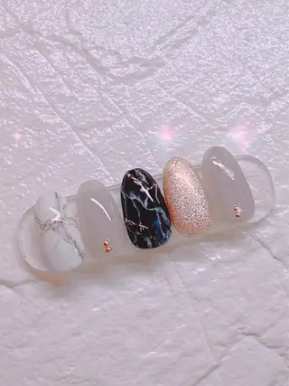 カラー ネイル ecru エクリュのネイルデザイン