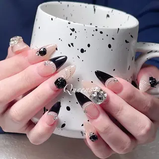 ネイル Queens テイのネイルデザイン