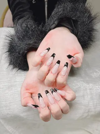 ネイル Lee Nailsのネイルデザイン