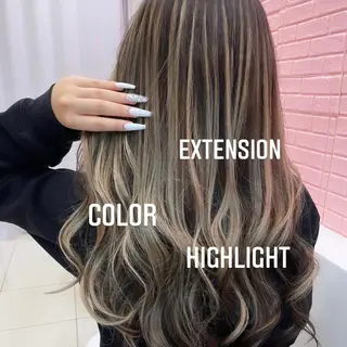 ロング カラー エクステ🩵ブリーチ 韓国ヘア🩵KAEのヘアスタイル