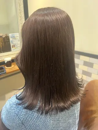 ミディアム カラー イケハラ ナナミのヘアスタイル