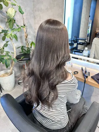 ロング カラー 渡邊 恋菜のヘアスタイル