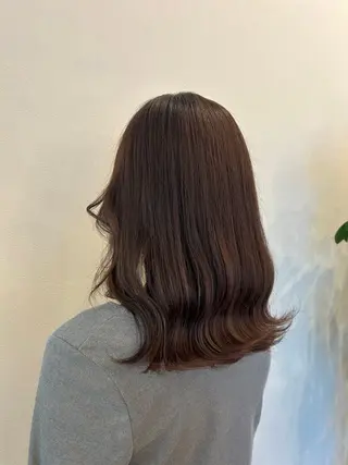 カラー ワンワールドパルク hanaのヘアスタイル