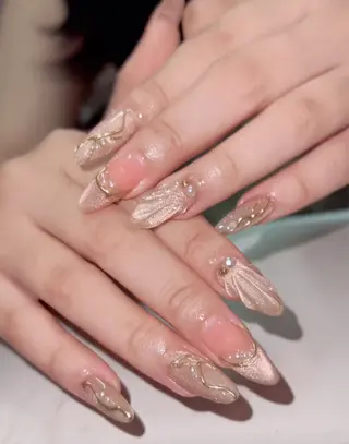 カラー AIN Nailのネイルデザイン