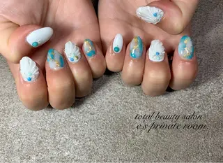 ネイル LAVISH nail salonのネイルデザイン