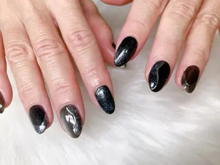 ネイル ECLAT エクラ所属・寺山 千鶴のネイルデザイン