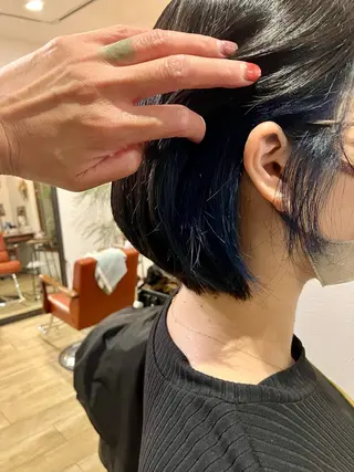 カラー 清水 美香のヘアスタイル